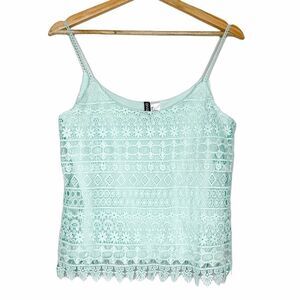 H&M Divided Turquoise Lace Crop Tank Top